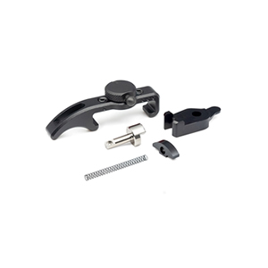 Extended Charging Handle TTI para AAP-01 con Selector Switch - Negro
